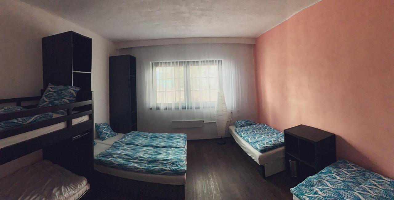 Penzion Black Hole Provodin Bagian luar foto